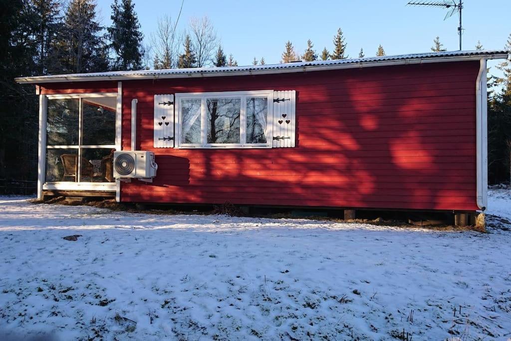 Stuga Vad Vatten Asarp Exterior photo