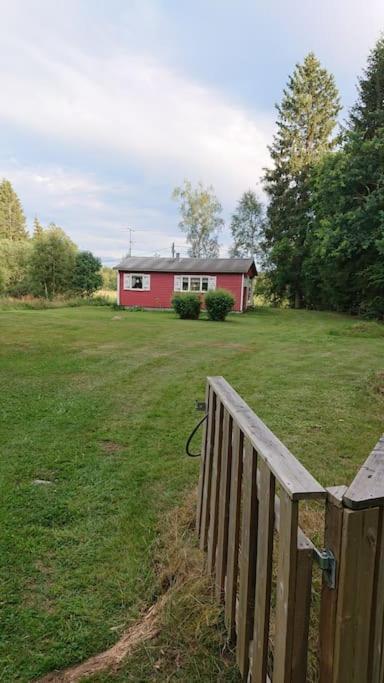Stuga Vad Vatten Asarp Exterior photo